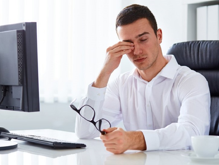 Examen ocular de fondo de ojo